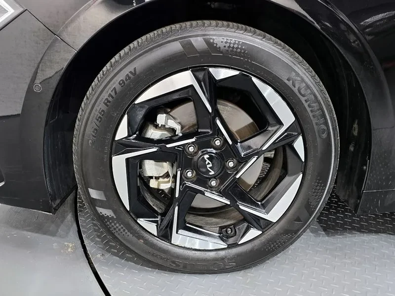 Kia K5 2.0 Noblesse, снимка 5 - Автомобили и джипове - 55738976