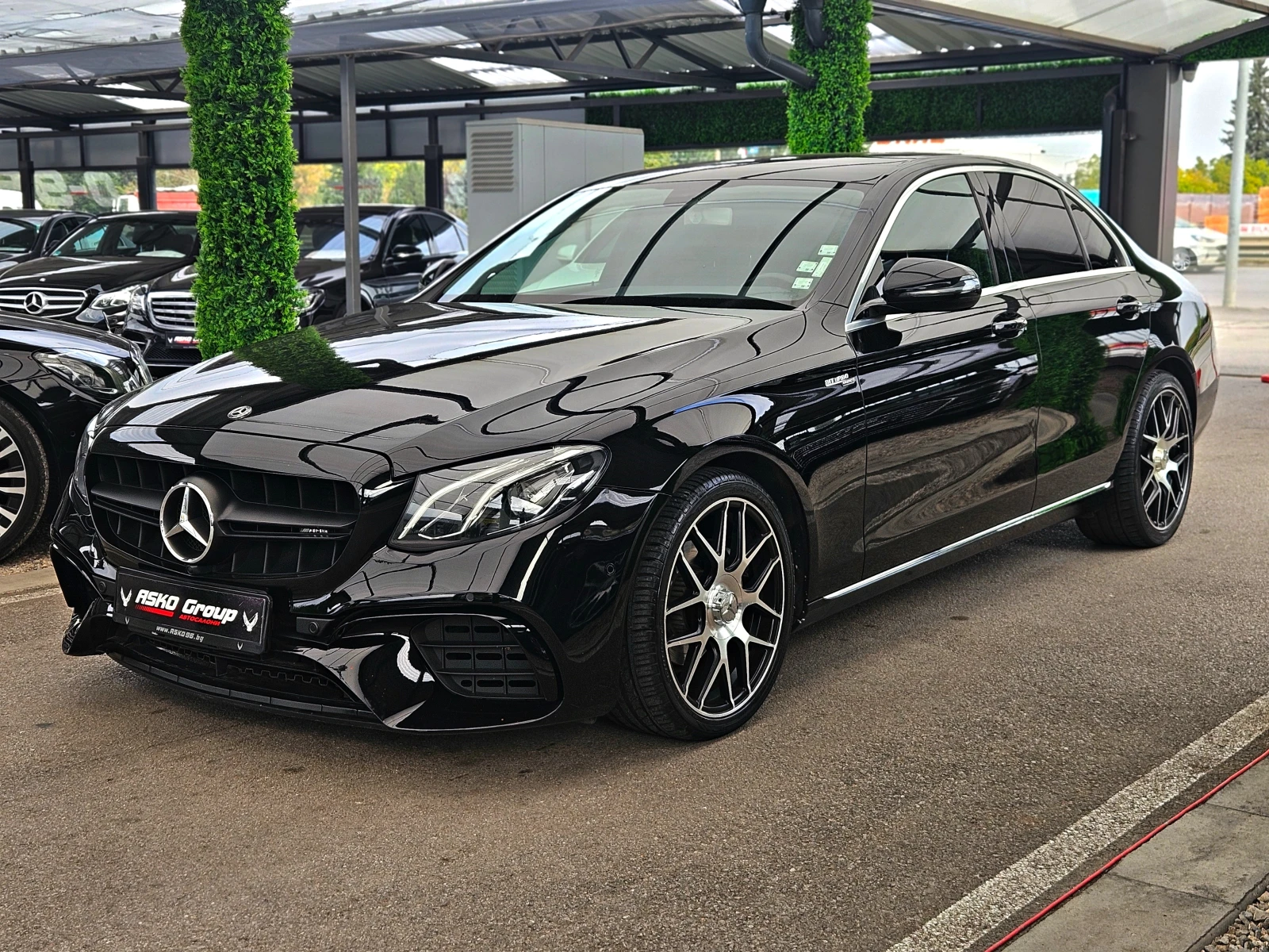 Mercedes-Benz E 220 ! AMG/9GTRONIC/CAMERA/ПОДГРЕВ/AMBIENT/BURMESTER/LI, снимка 1