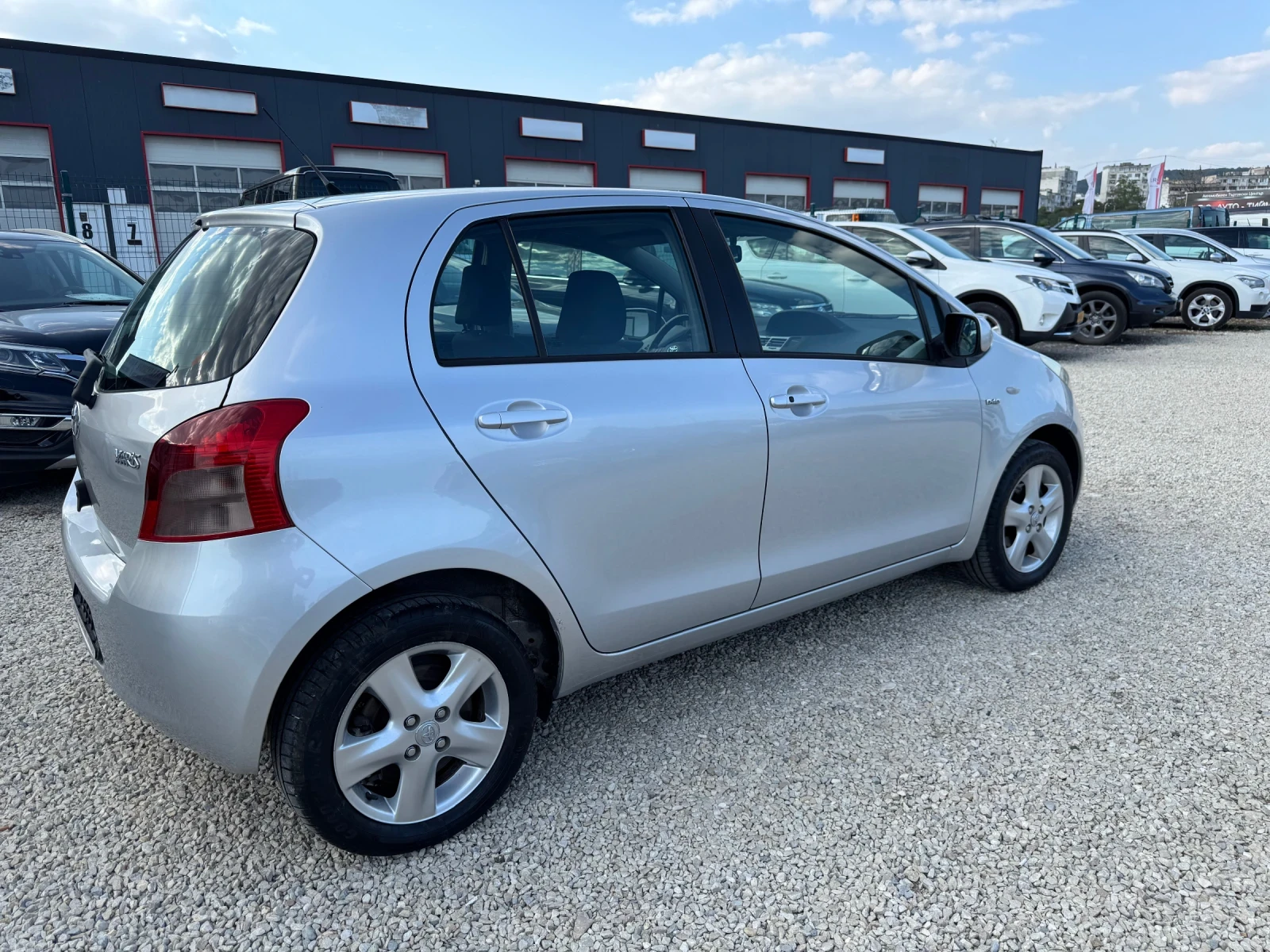 Toyota Yaris 1.4 D4D - изображение 7