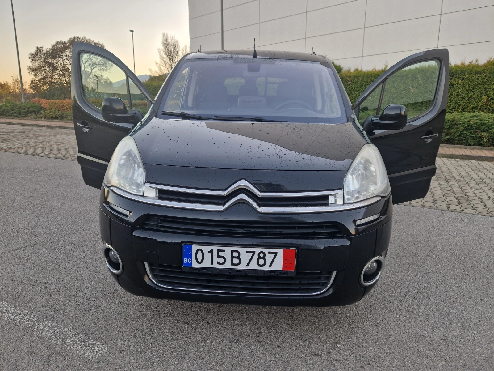 Citroen Berlingo 1, 6HDI, 3места, Navi - изображение 8