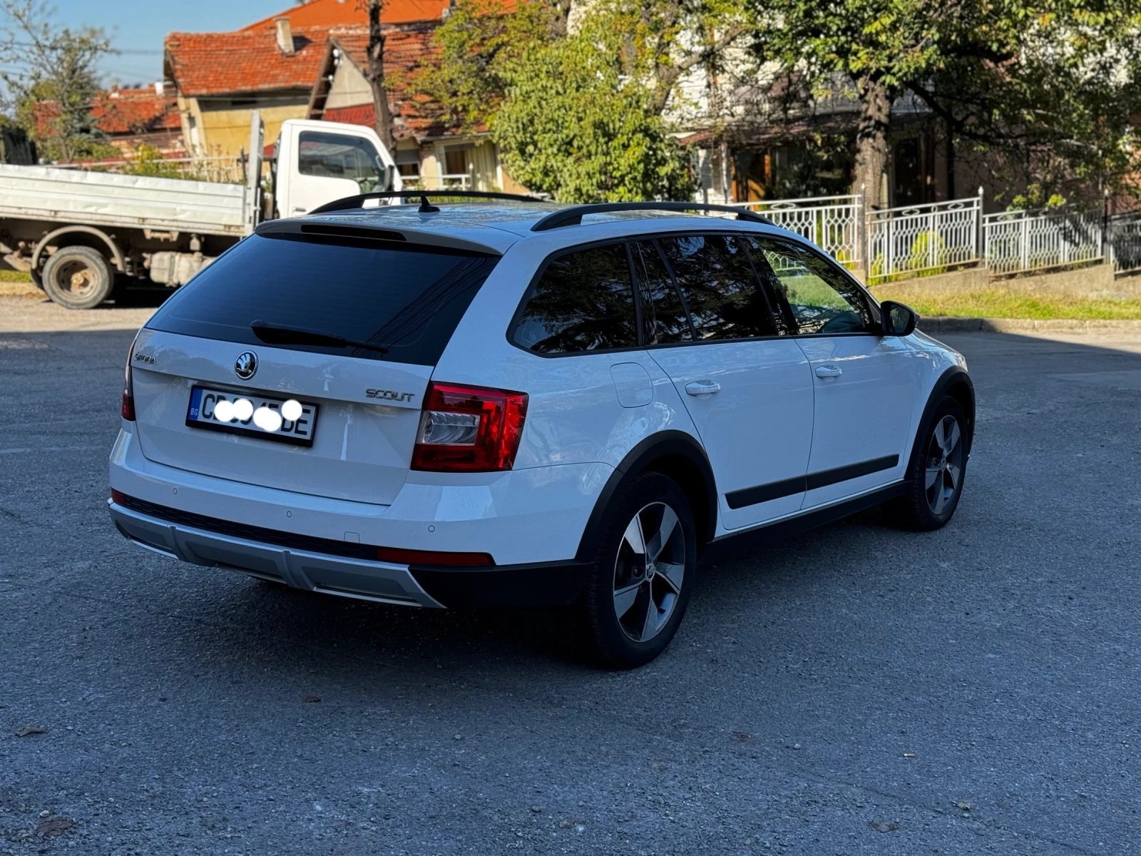 Skoda Octavia Scout - изображение 5