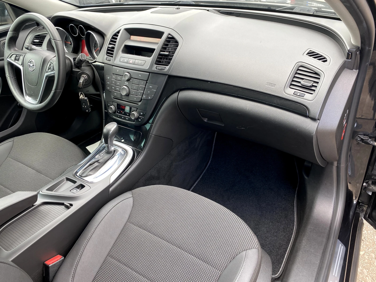 Opel Insignia 2.0CDTI---2015г.--- - изображение 9