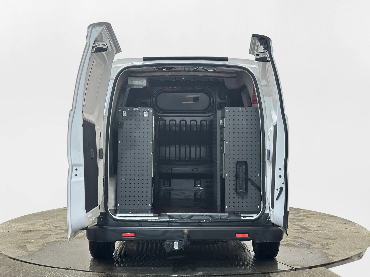 Nissan e-NV200 40 kWh* Cam* Теглич* Подгрев на волана* Термопомпа - изображение 7