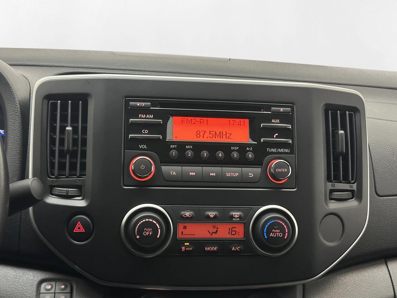 Nissan e-NV200 40 kWh* Cam* Теглич* Подгрев на волана* Термопомпа | Mobile.bg — изображение 15