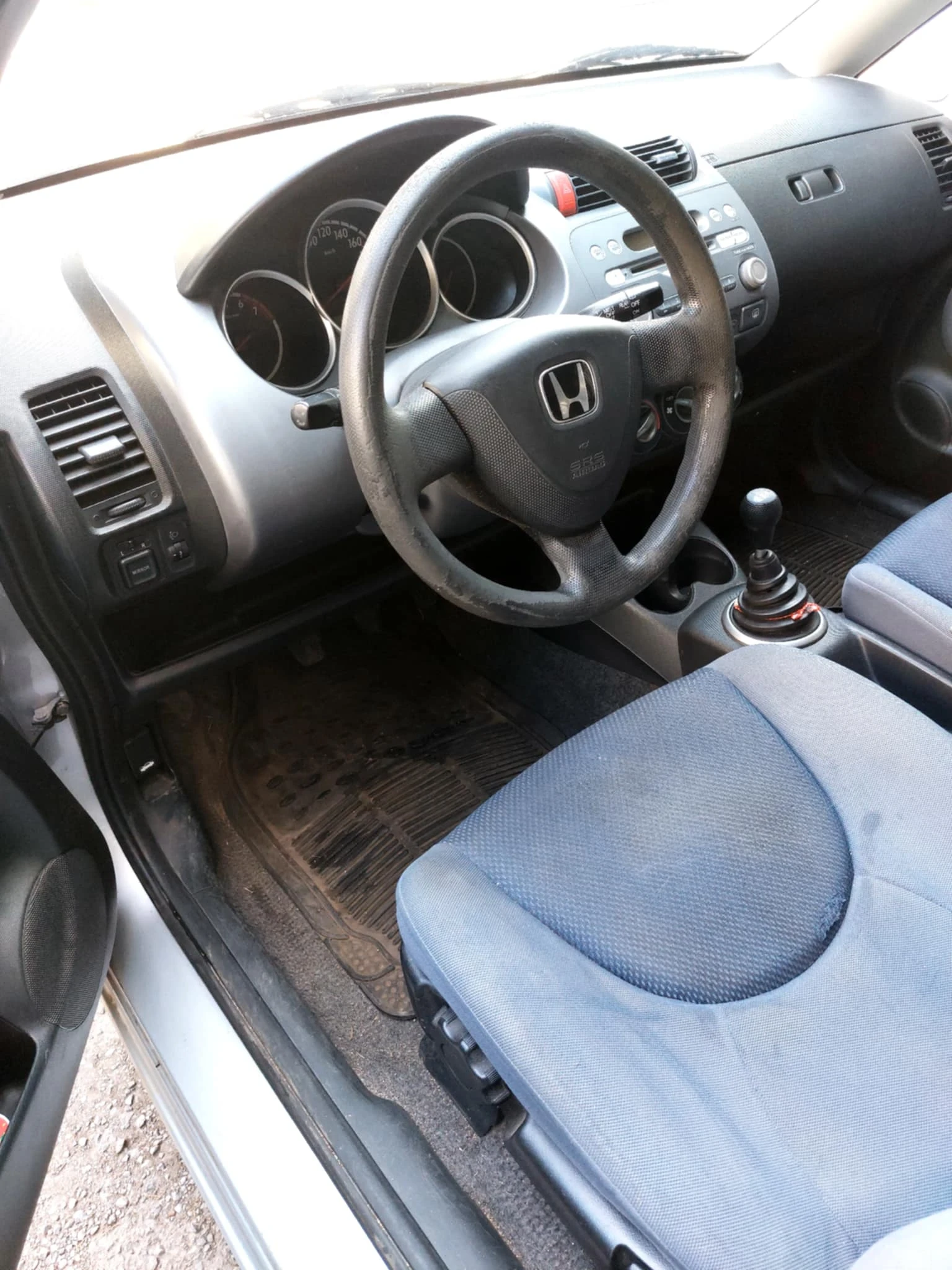 Honda Jazz  - изображение 10