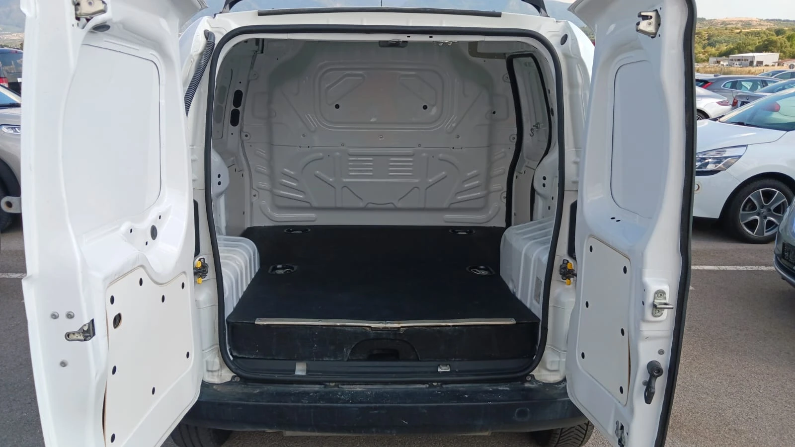 Fiat Fiorino 1.4 - изображение 7