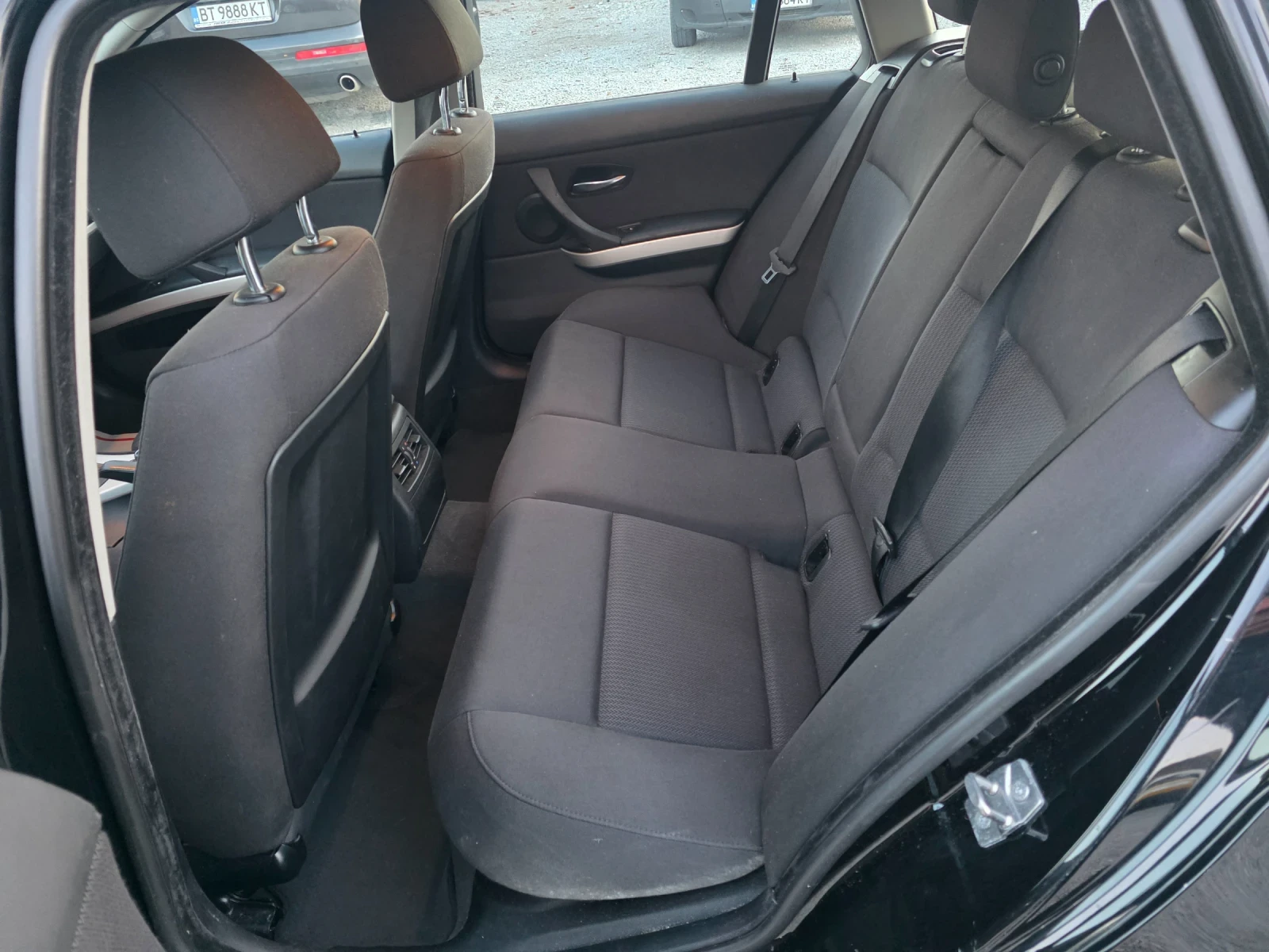 BMW 320  - изображение 8