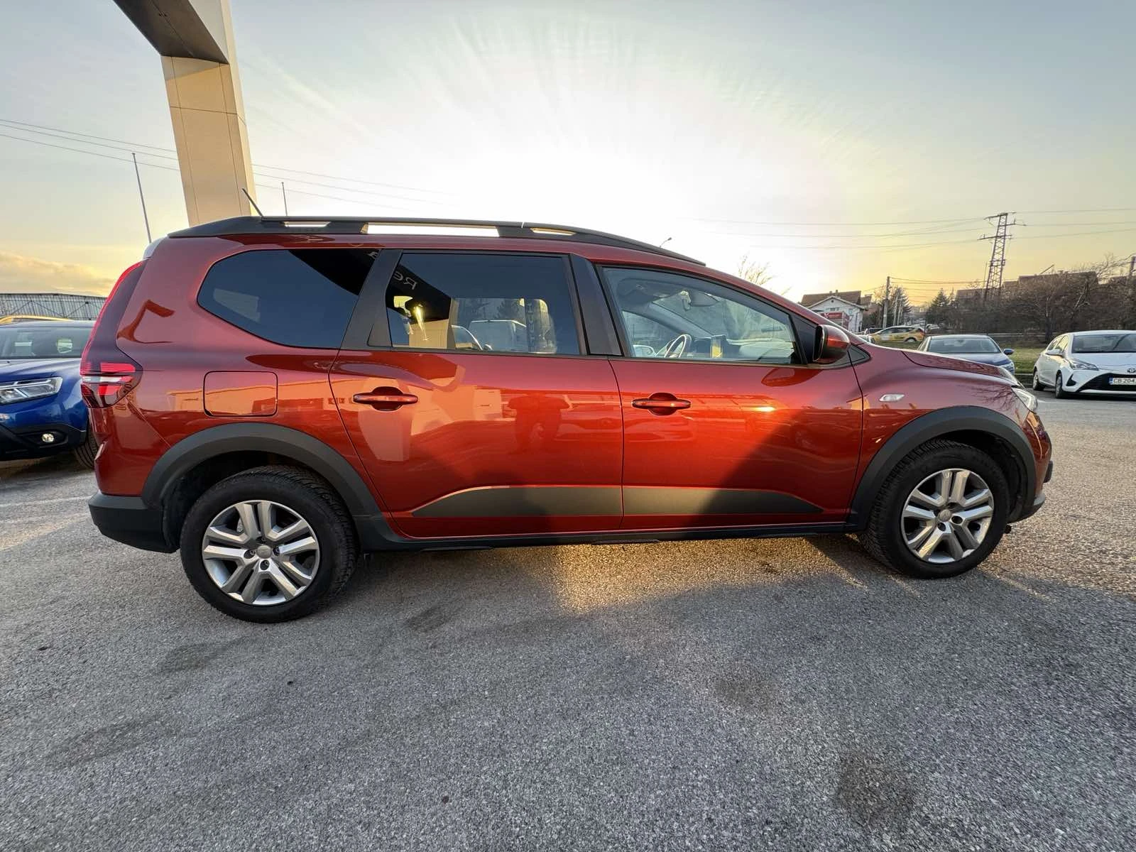 Dacia Jogger 1.0 Tce  91 k.c. LPG - изображение 7