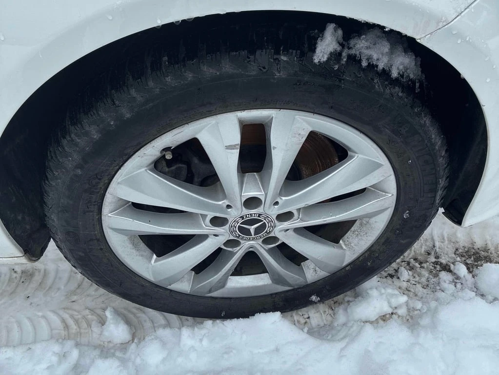 Mercedes-Benz C 300 * CARFAX * БЕЗ ПЪРВОНАЧАЛНА ВНОСКА - изображение 7