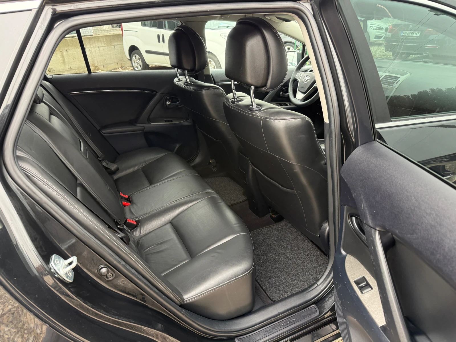 Toyota Avensis 2.0 D4D - изображение 8