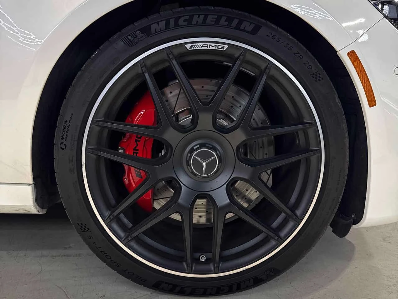 Mercedes-Benz E 63 AMG * E 63 S * CARBON* BURMASTER* ДИСТРОНИК* 360 КАМ* , снимка 7 - Автомобили и джипове - 54328283