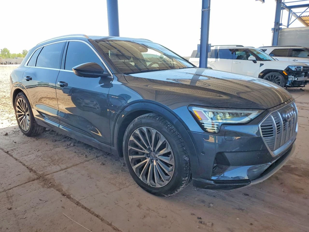 Audi E-Tron Prestige