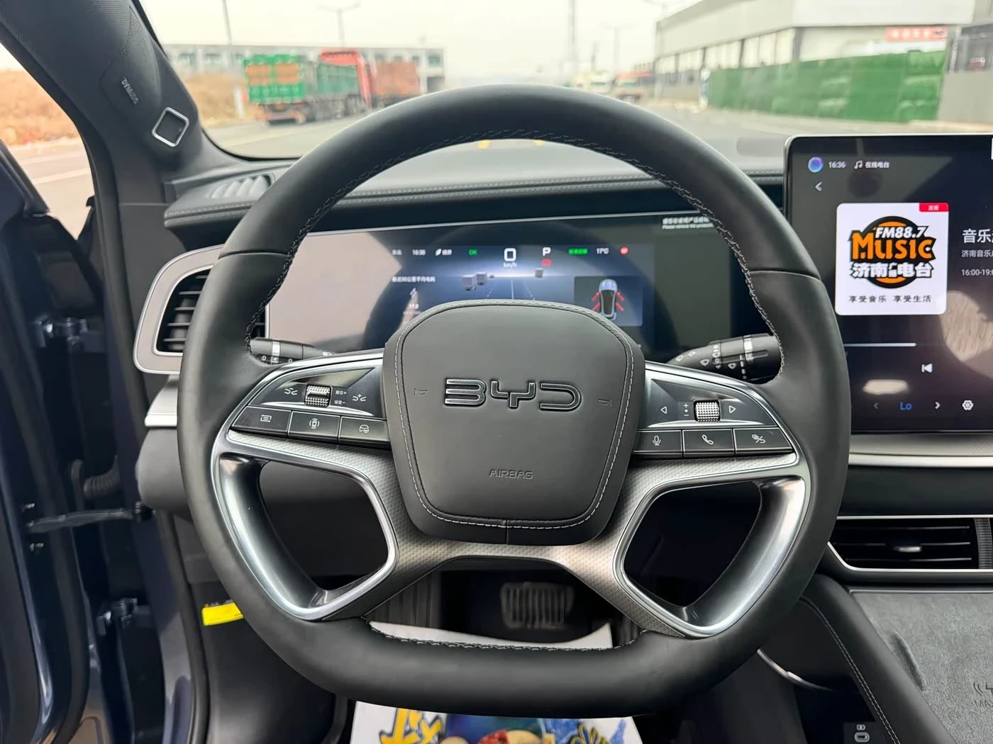 BYD Sealion 7 Long Range 610 km autogeorge.com, снимка 12 - Автомобили и джипове - 54426906