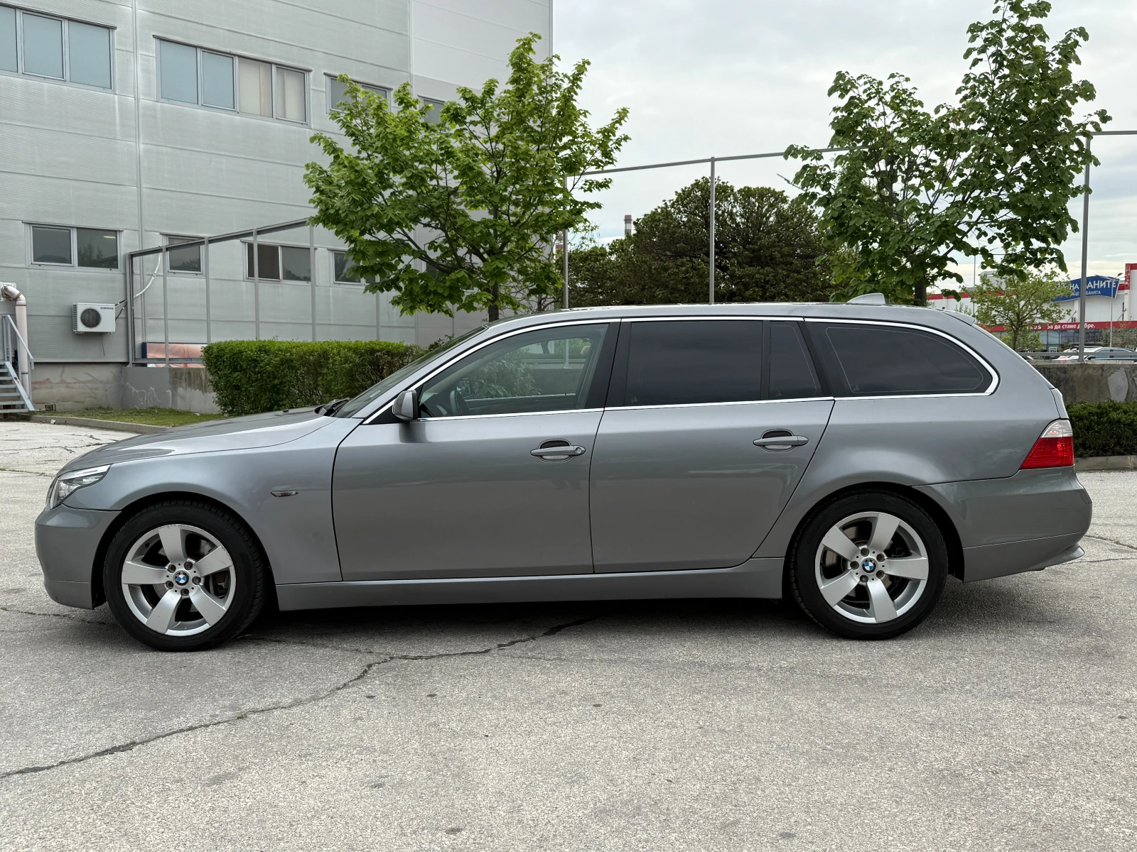 BMW 530 X Drive | Mobile.bg � ����������� 2