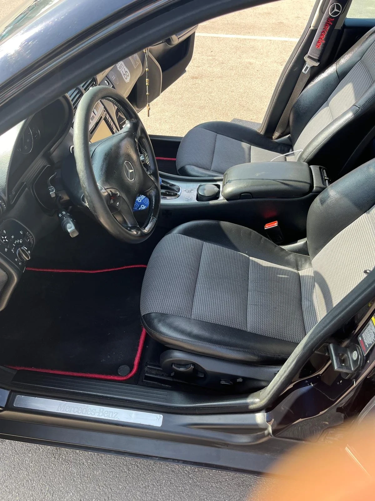 Mercedes-Benz C 270 Avantgarde, снимка 14 - Автомобили и джипове - 54554845