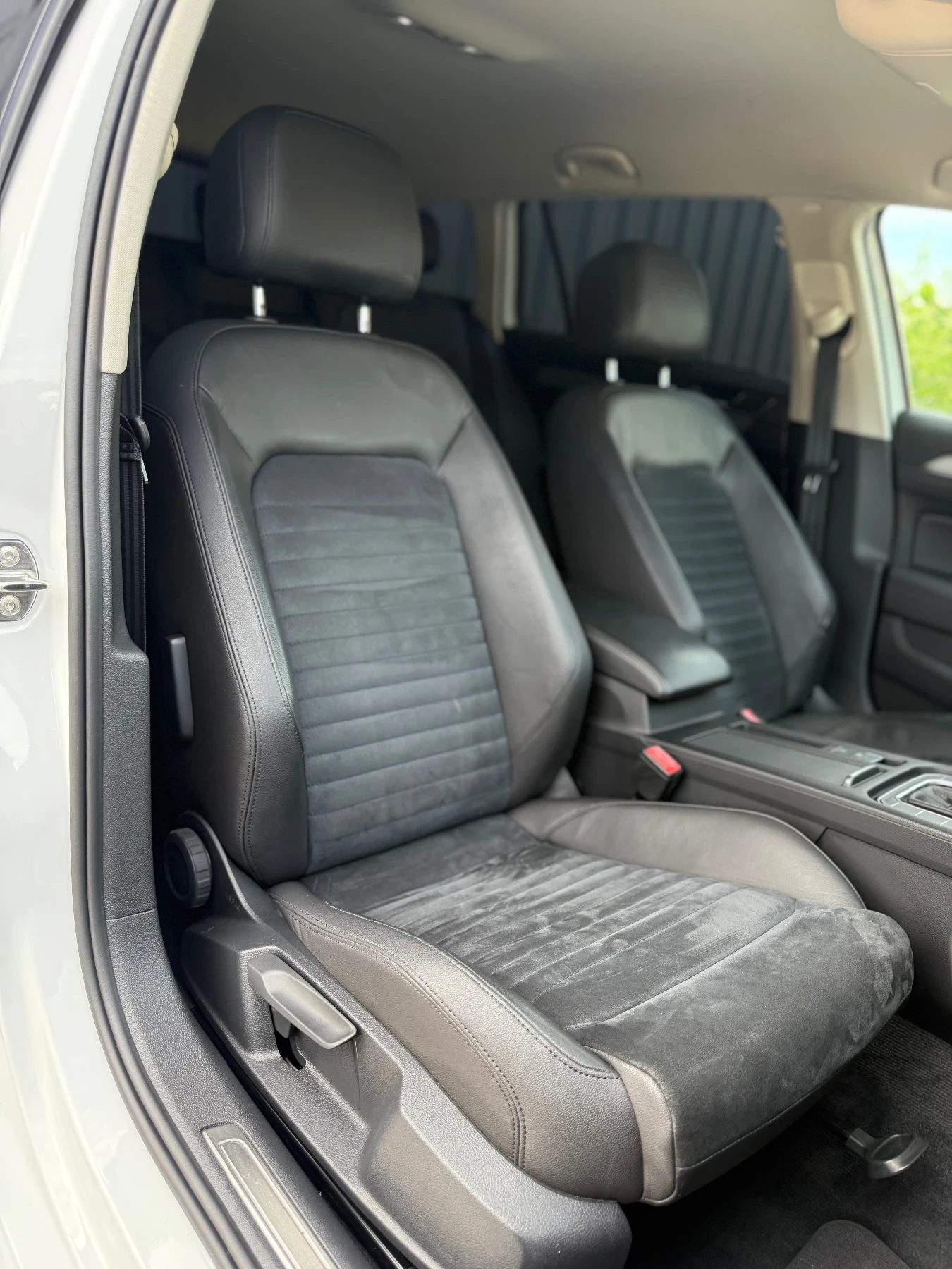 VW Passat HIGHLINE 4-MOTION DIGITAL DSG, снимка 13 - Автомобили и джипове - 54574492