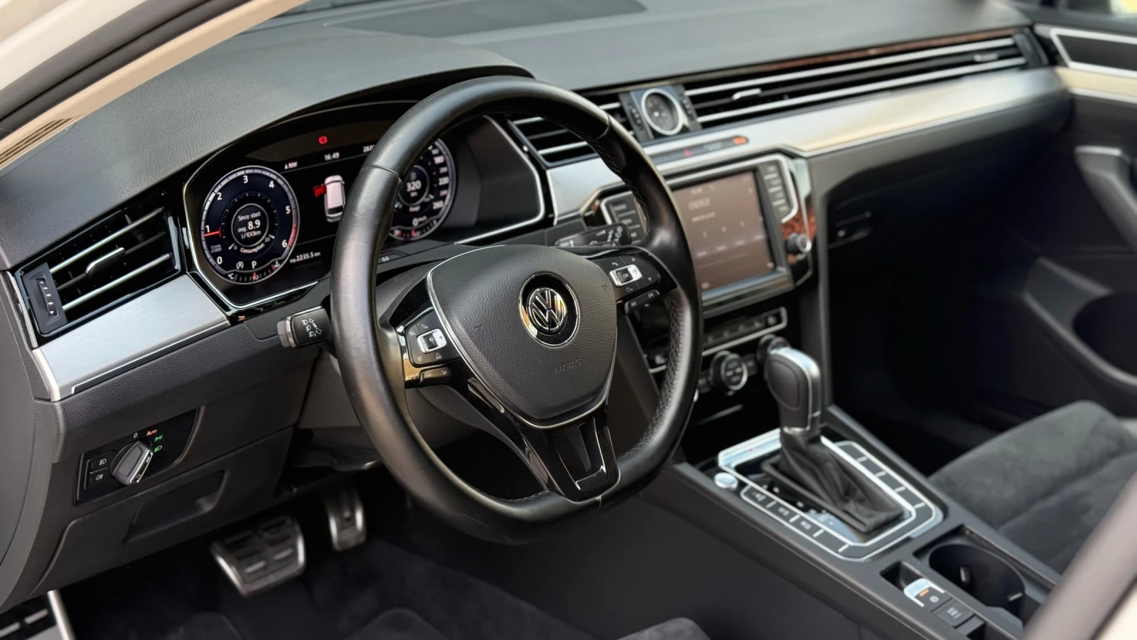 VW Passat HIGHLINE 4-MOTION DIGITAL DSG, снимка 7 - Автомобили и джипове - 54574492