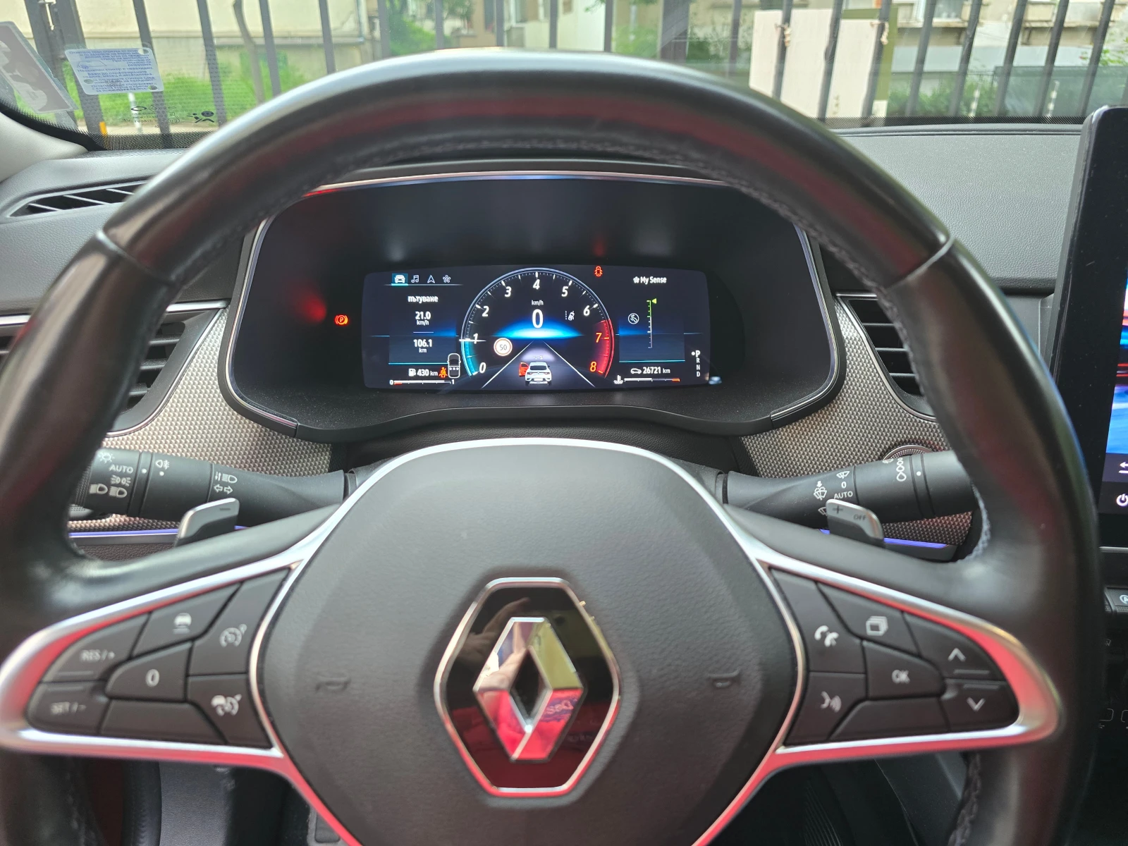 Renault Arkana, снимка 8 - Автомобили и джипове - 54732543