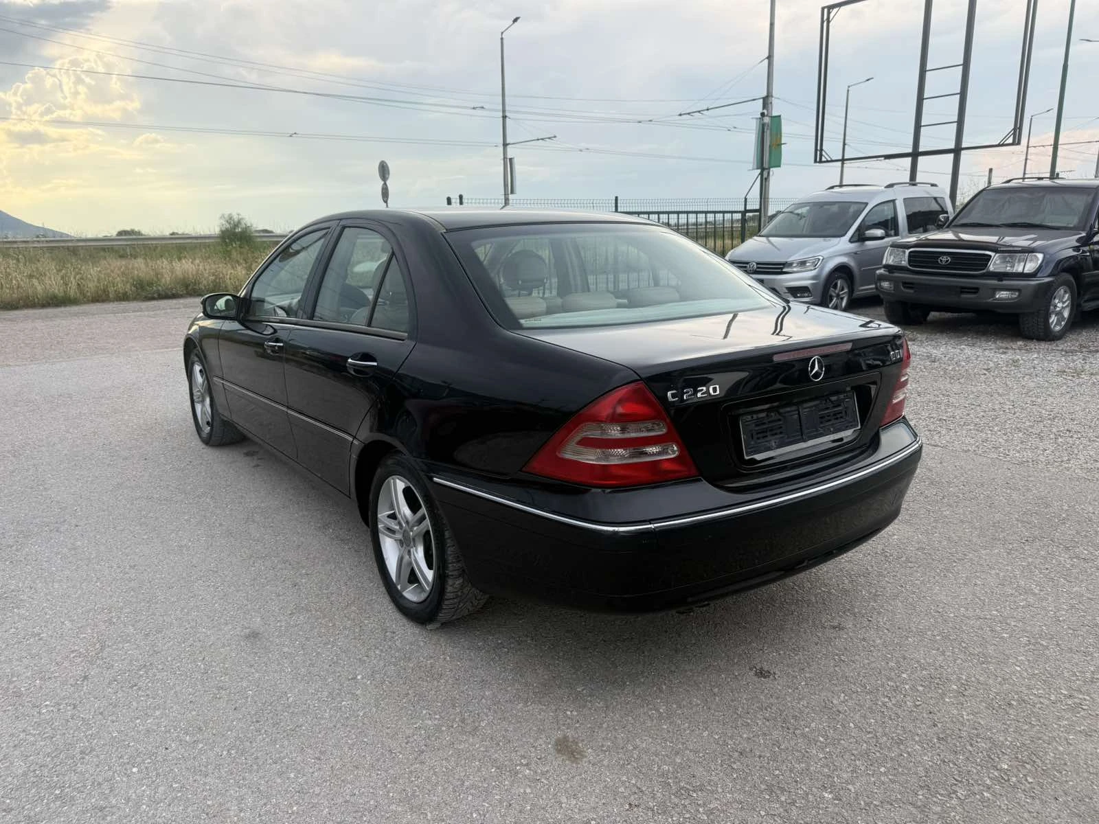 Mercedes-Benz C 220 2.2CDI КОЖА FaceLift142кс, снимка 7 - Автомобили и джипове - 54884307
