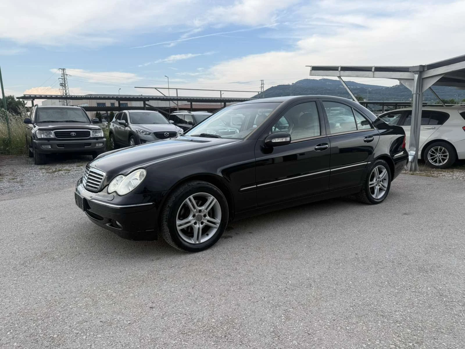 Mercedes-Benz C 220 2.2CDI КОЖА FaceLift142кс, снимка 4 - Автомобили и джипове - 54884307