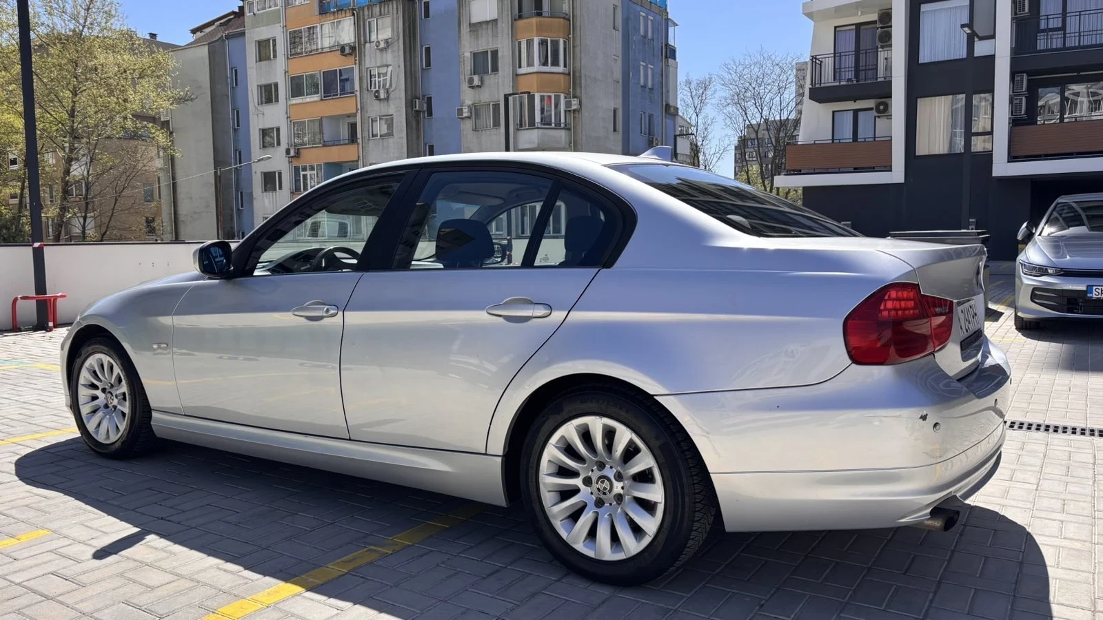 BMW 318 d, снимка 4 - Автомобили и джипове - 55093234