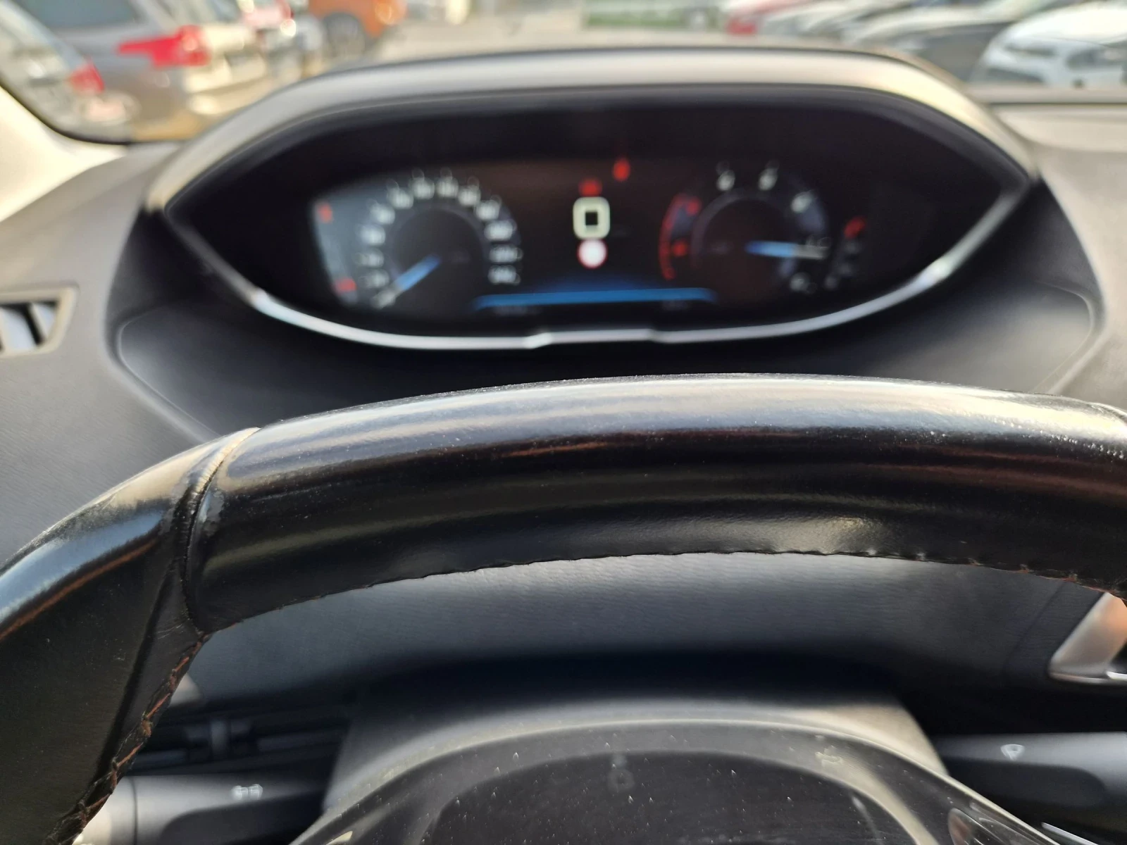 Peugeot 3008 1.6HDI , снимка 11 - Автомобили и джипове - 55337972