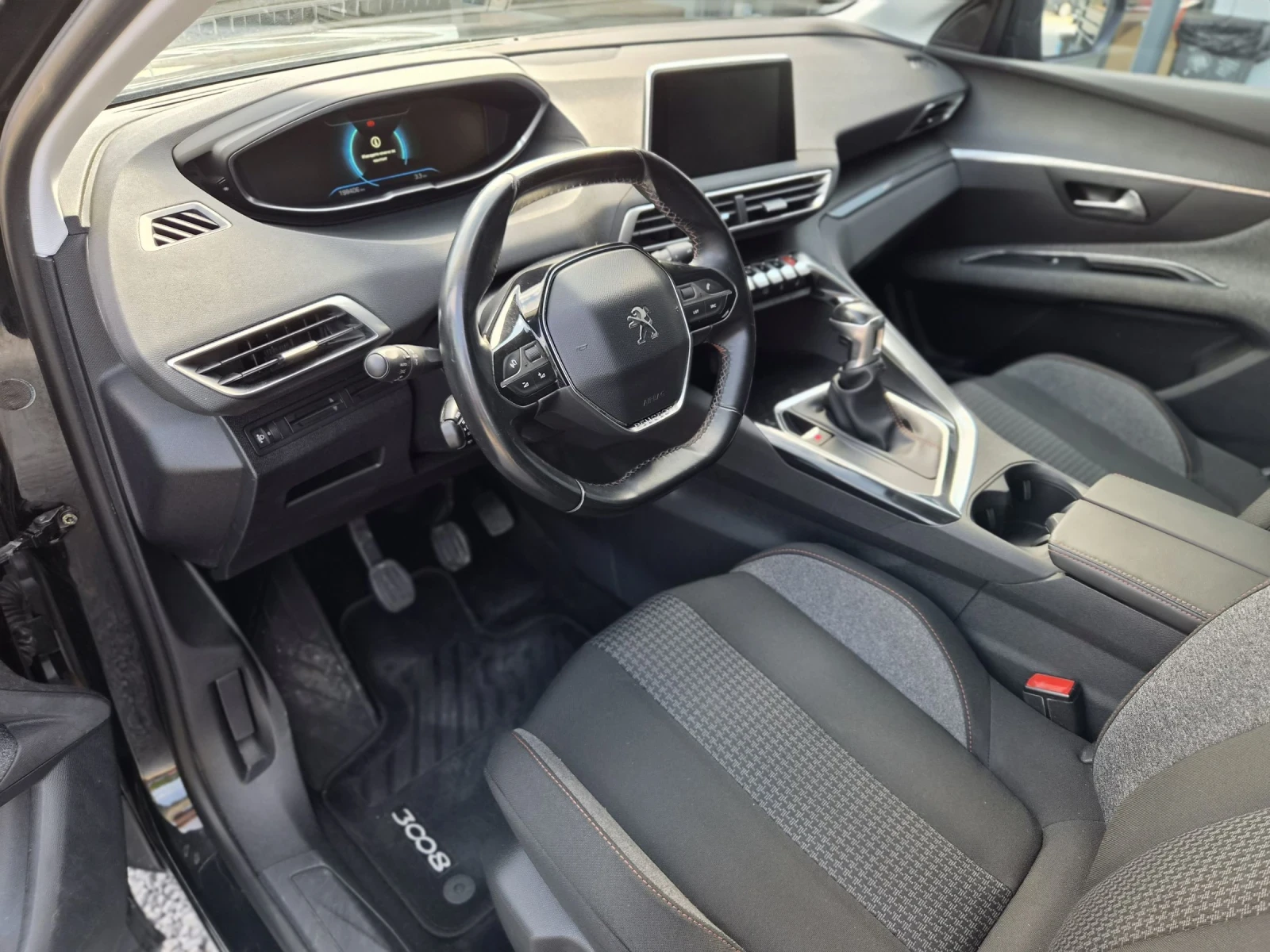Peugeot 3008 1.6HDI , снимка 9 - Автомобили и джипове - 55337972