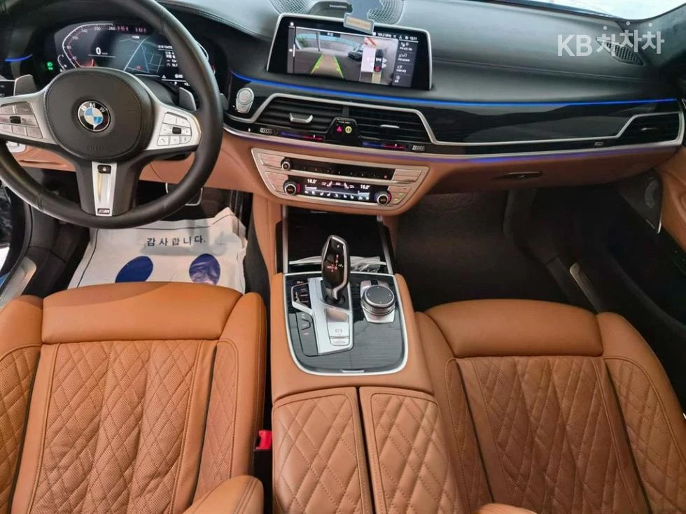 BMW 740 M SPORT+ HEAD UP/360CAM!PANORAMA/FULL, снимка 6 - Автомобили и джипове - 55481513