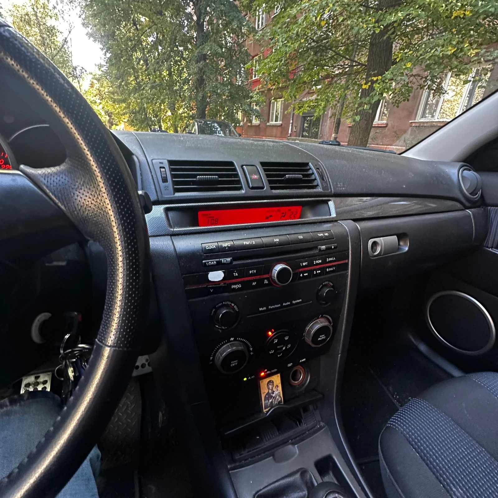 Mazda 3 Sport, снимка 9 - Автомобили и джипове - 56057433