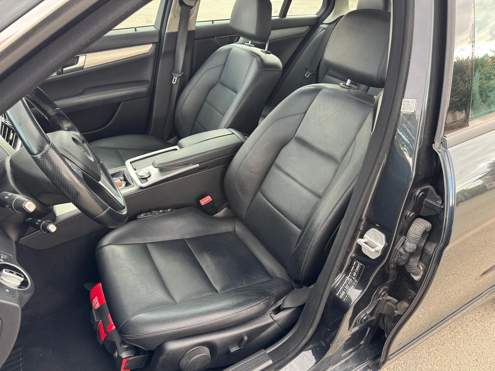 Mercedes-Benz C 180 2.2Cdi, снимка 9 - Автомобили и джипове - 56248934