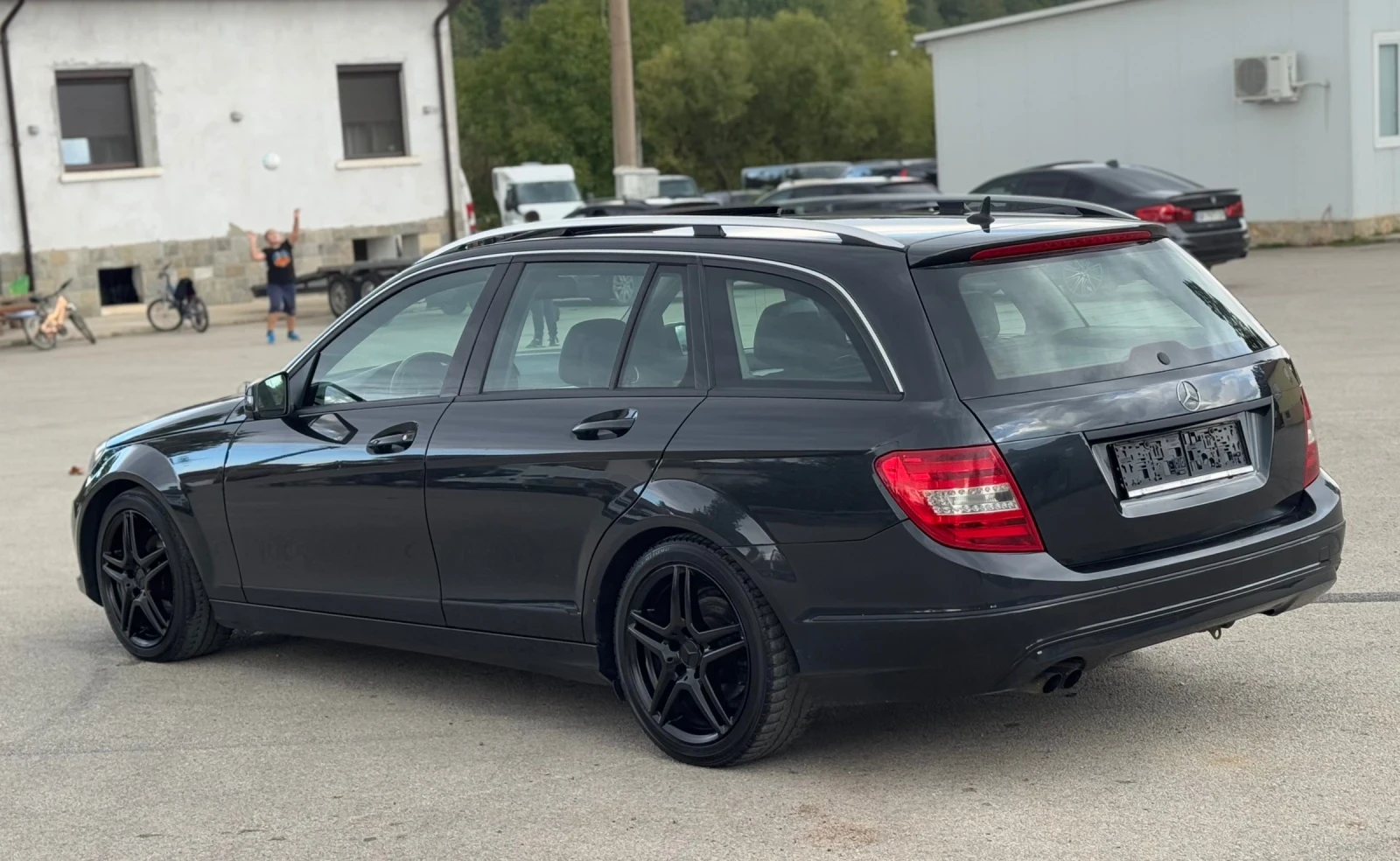 Mercedes-Benz C 180 2.2Cdi, снимка 4 - Автомобили и джипове - 56248934