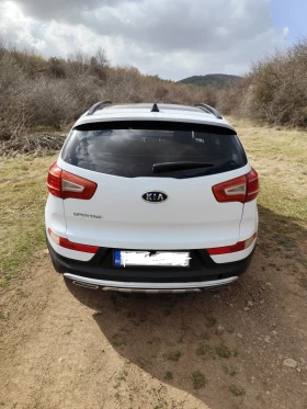 Kia Sportage 1.6 GDI/ Газов инжекцион/ Панорама/Регистриран , снимка 4