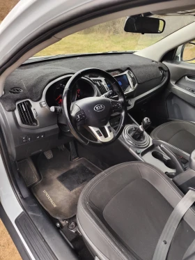 Kia Sportage 1.6 GDI/ Газов инжекцион/ Панорама/Регистриран , снимка 6