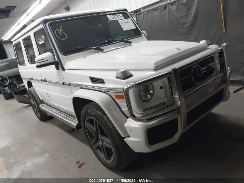 Mercedes-Benz G 63 AMG 4MATIC* Обдух* Distronic* Аmbient* Harman* Designo, снимка 3 - Автомобили и джипове - 48364926