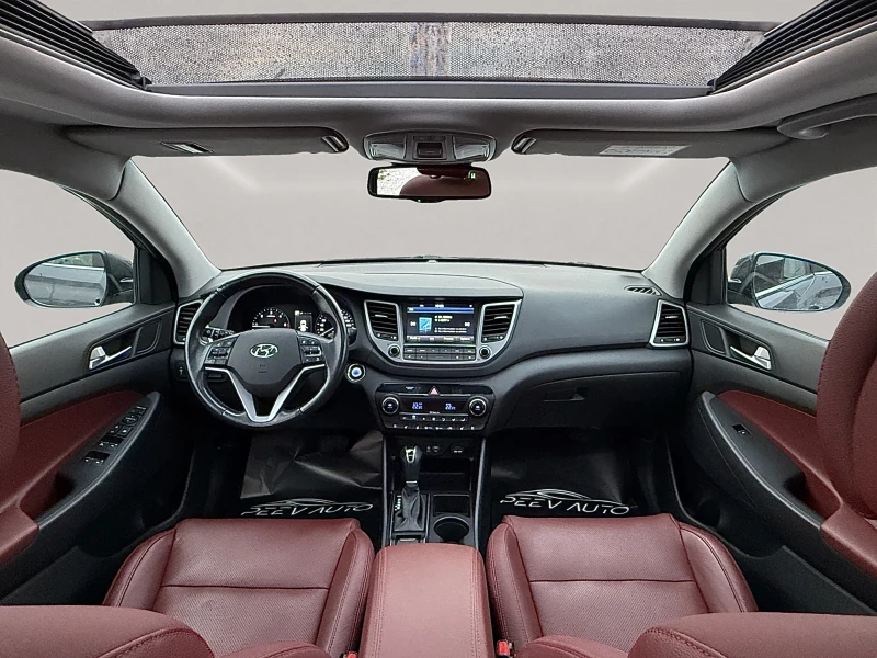 Hyundai Tucson, снимка 15 - Автомобили и джипове - 52031910