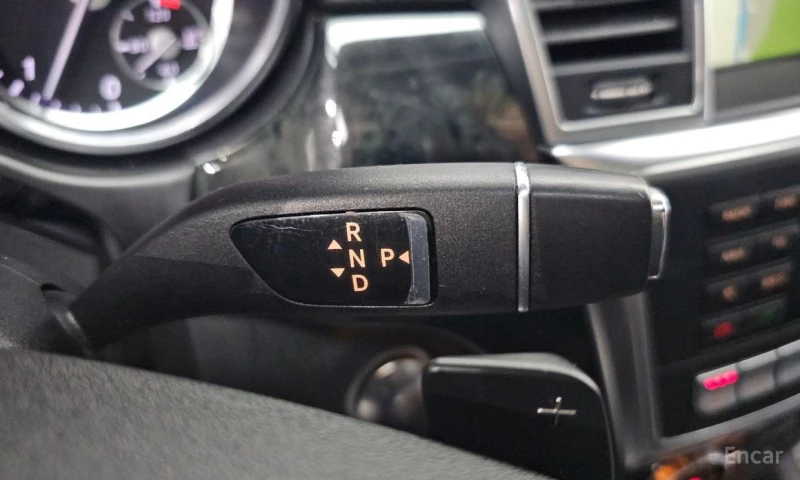 Mercedes-Benz ML 350, снимка 9 - Автомобили и джипове - 53226467