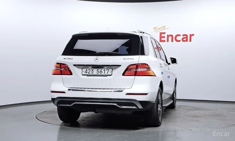 Mercedes-Benz ML 350, снимка 4 - Автомобили и джипове - 53226467