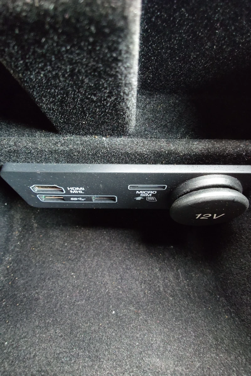 Land Rover Range Rover Evoque 89000км Facelift Si4 240к.с. Панорама, снимка 11 - Автомобили и джипове - 53334155