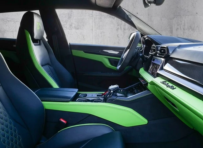 Lamborghini Urus SE, снимка 3 - Автомобили и джипове - 49317626