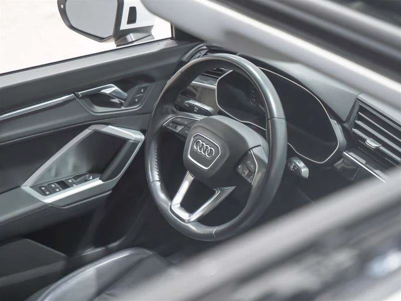 Audi Q3 * S Line quattro Premium Plus * ФИКСИРАНА ЦЕНА, снимка 16 - Автомобили и джипове - 53452728