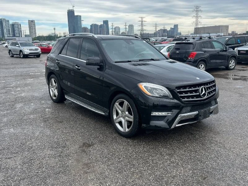 Mercedes-Benz ML 350 * BlueTec * 2 КЛЮЧА * PANO * ОПЦИЯ ЗА ФИНАНСИРАНЕ, снимка 3 - Автомобили и джипове - 55047164