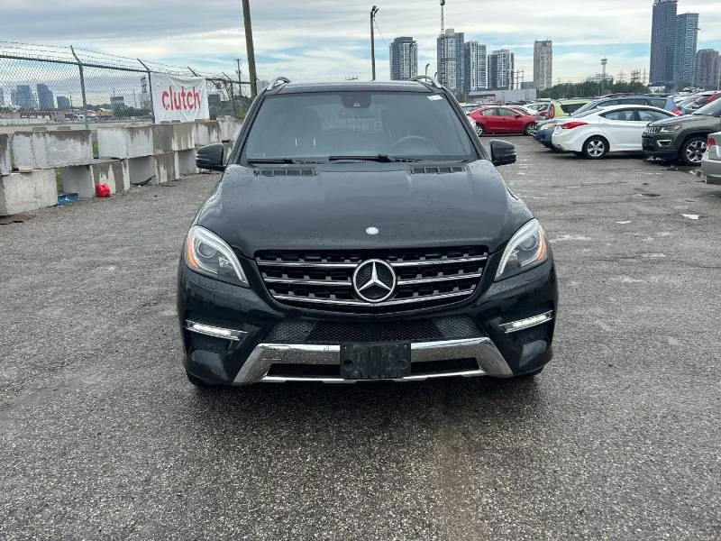 Mercedes-Benz ML 350 * BlueTec * 2 КЛЮЧА * PANO * ОПЦИЯ ЗА ФИНАНСИРАНЕ, снимка 2 - Автомобили и джипове - 55047164