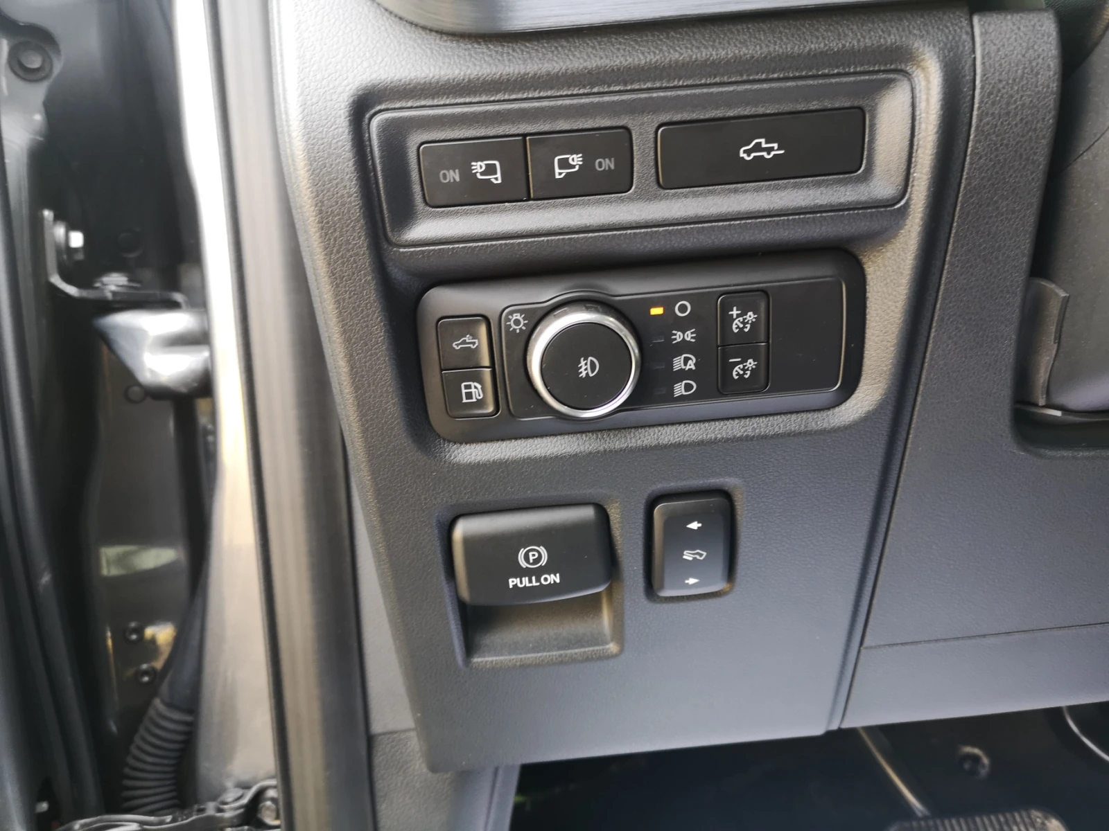 Ford F150 hybrid 4X4 Powerboost  | Mobile.bg   13