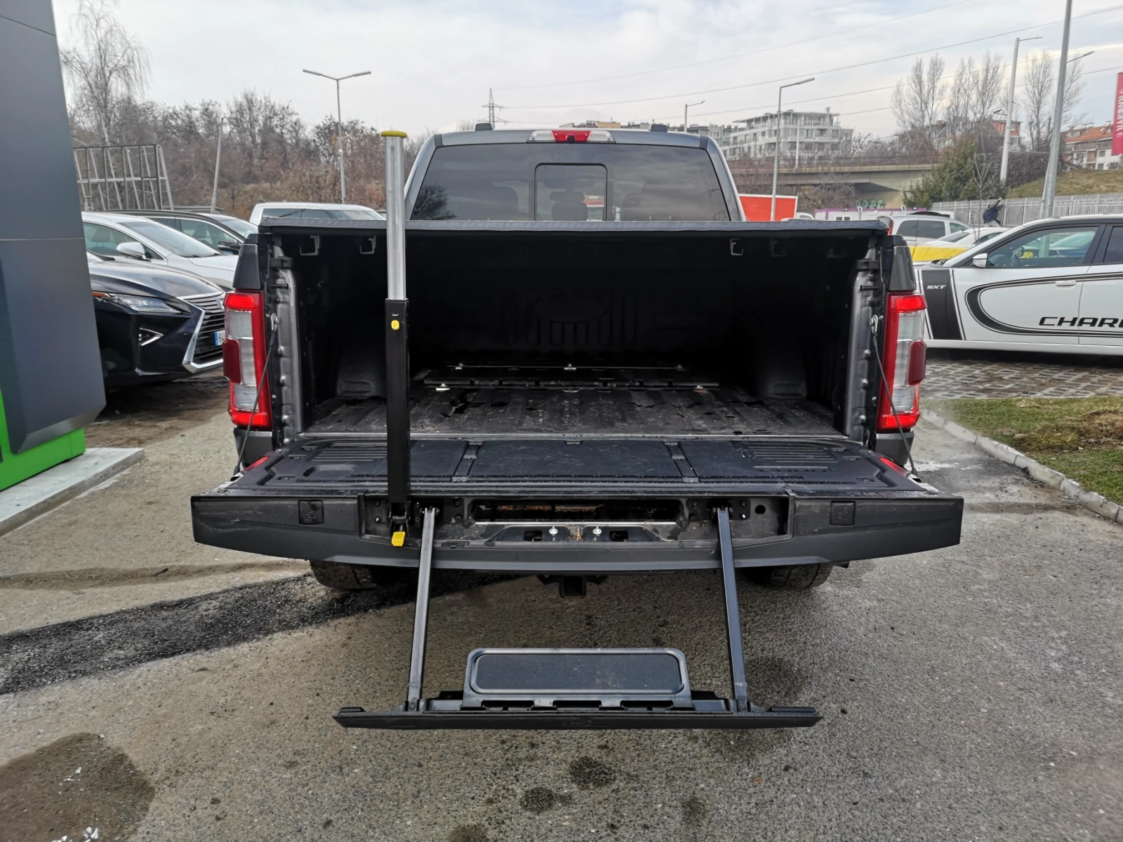 Ford F150 hybrid 4X4 Powerboost  - изображение 5