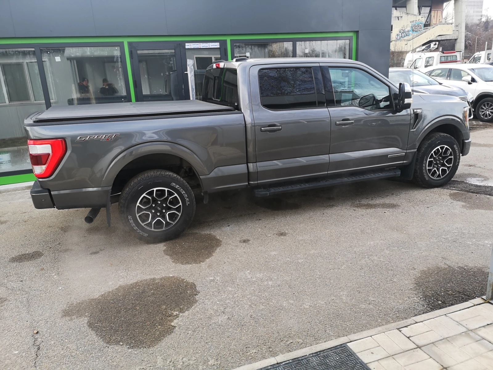 Ford F150 hybrid 4X4 Powerboost  - изображение 6