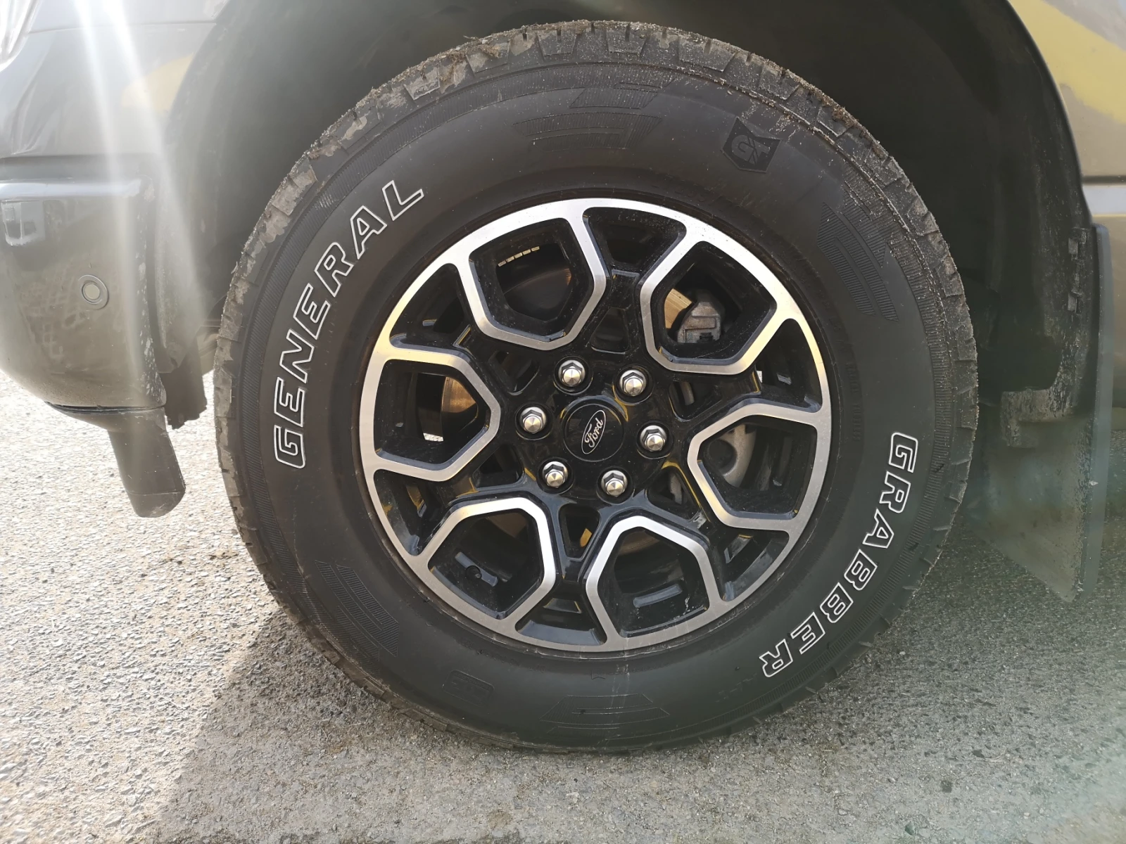 Ford F150 hybrid 4X4 Powerboost  | Mobile.bg   17