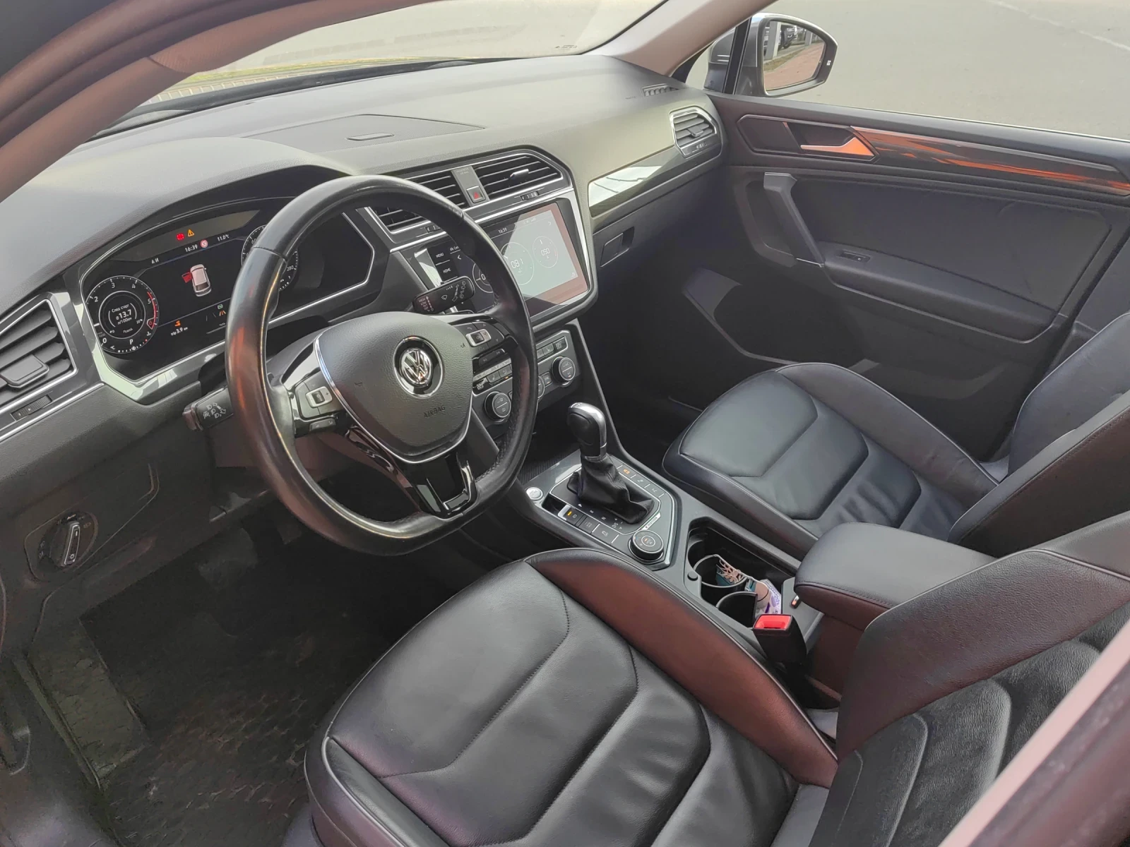 VW Tiguan Allspace 240 DSG7 HighLine - изображение 5