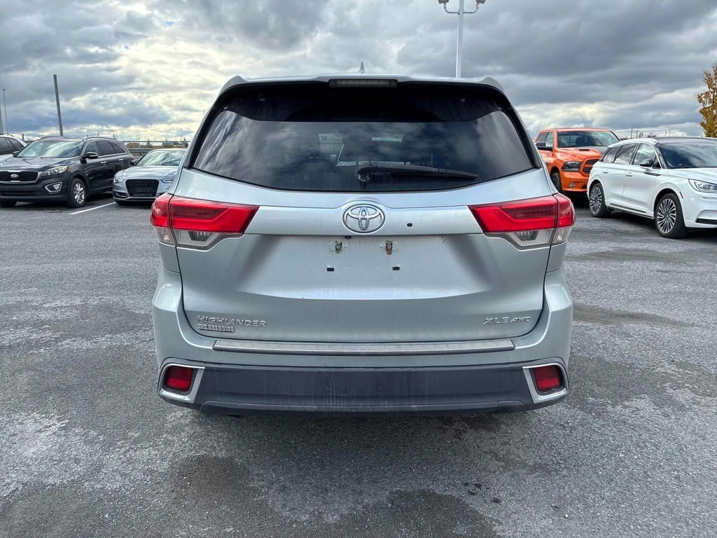 Toyota Highlander * XLE * CARFAX * БЕЗ ПЪРВОНАЧАЛНА ВНОСКА - изображение 4