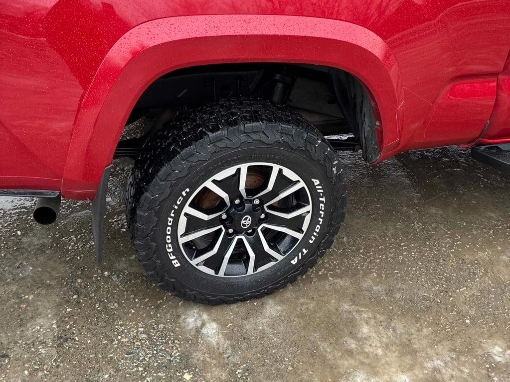 Toyota Tacoma * 4x4 Double Cab Auto * CARFAX * ��� ������������  | Mobile.bg � ����������� 12