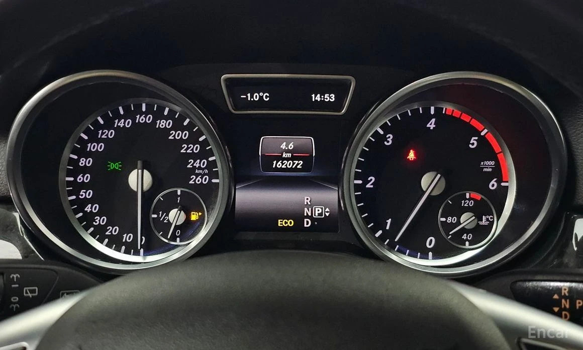 Mercedes-Benz ML 350  - изображение 8